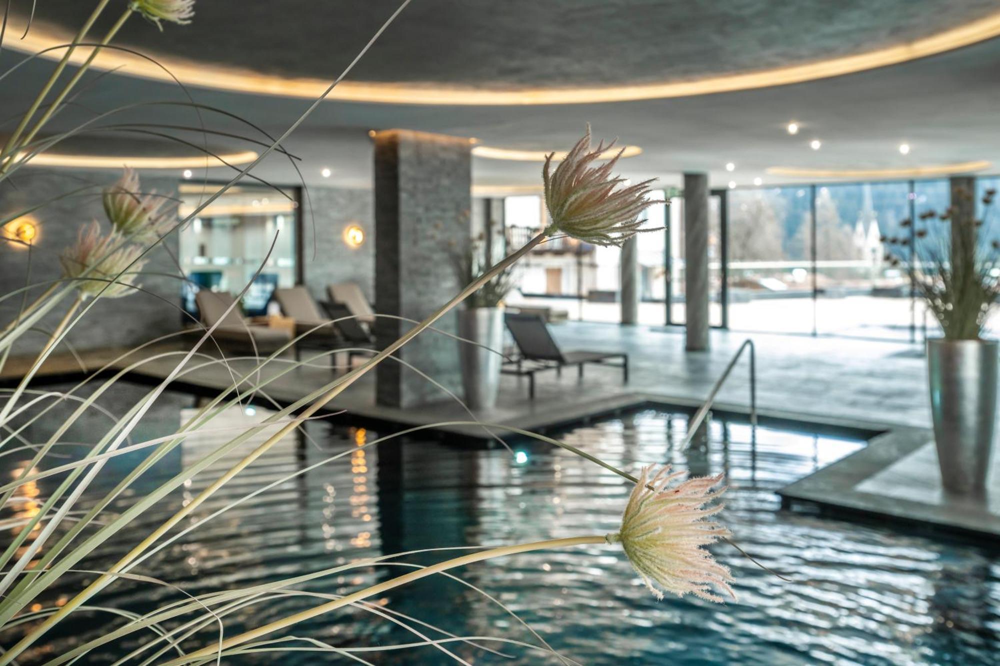 Ciampedie Luxury Alpine Spa Hotel Vigo di Fassa Exterior photo