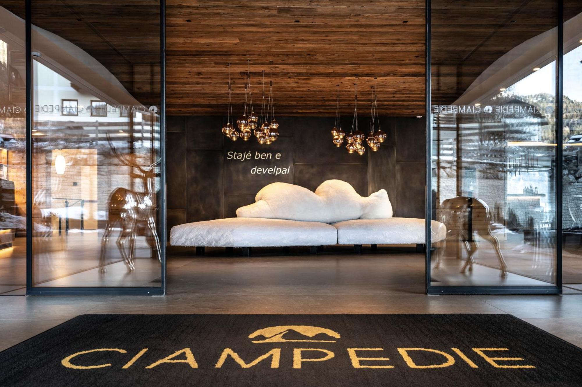Ciampedie Luxury Alpine Spa Hotel Vigo di Fassa Exterior photo