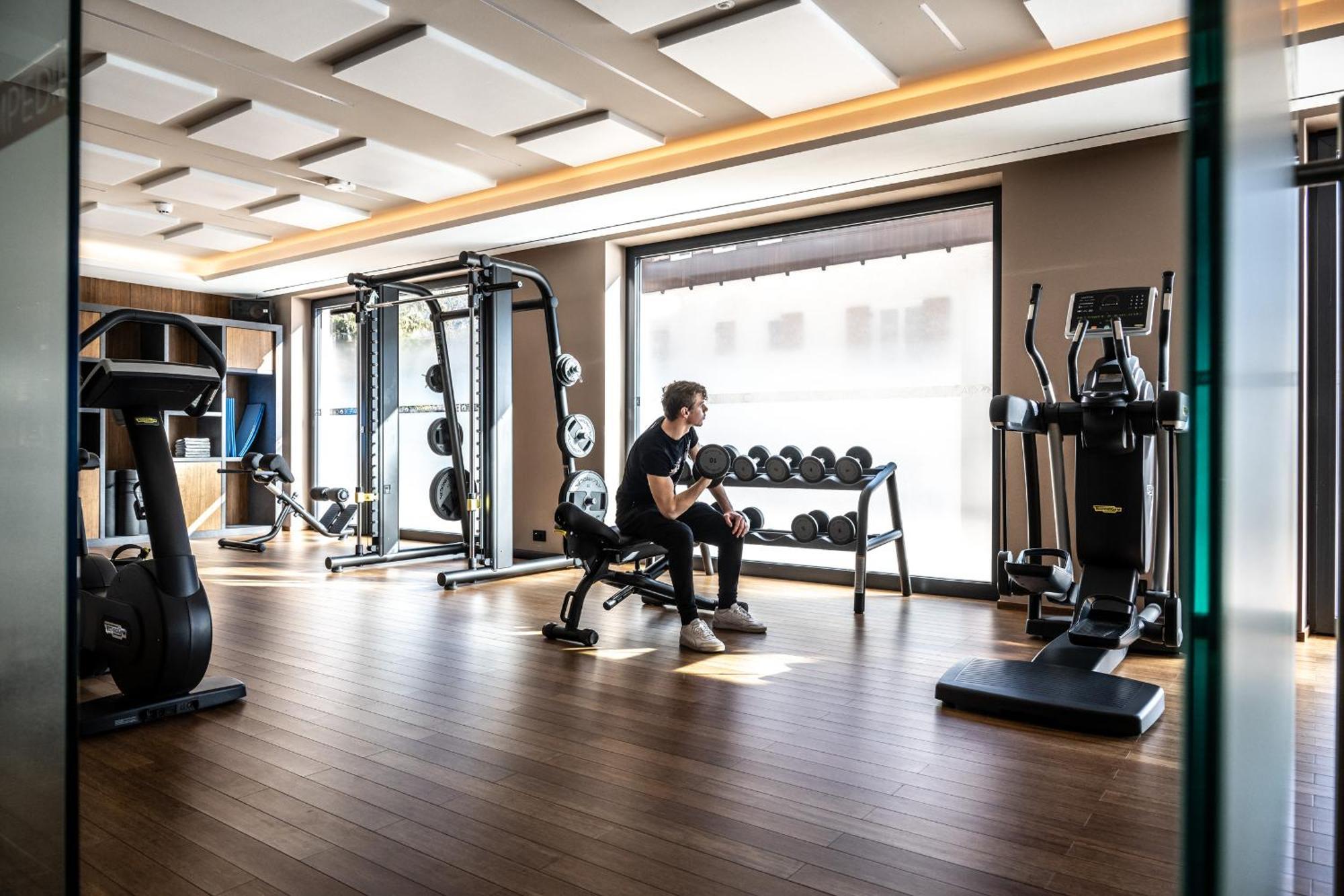 Ciampedie Luxury Alpine Spa Hotel Vigo di Fassa Exterior photo